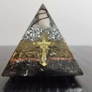 Cross Pyramid