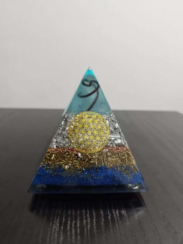 Middle Size Blue Phosphorus Pyramid