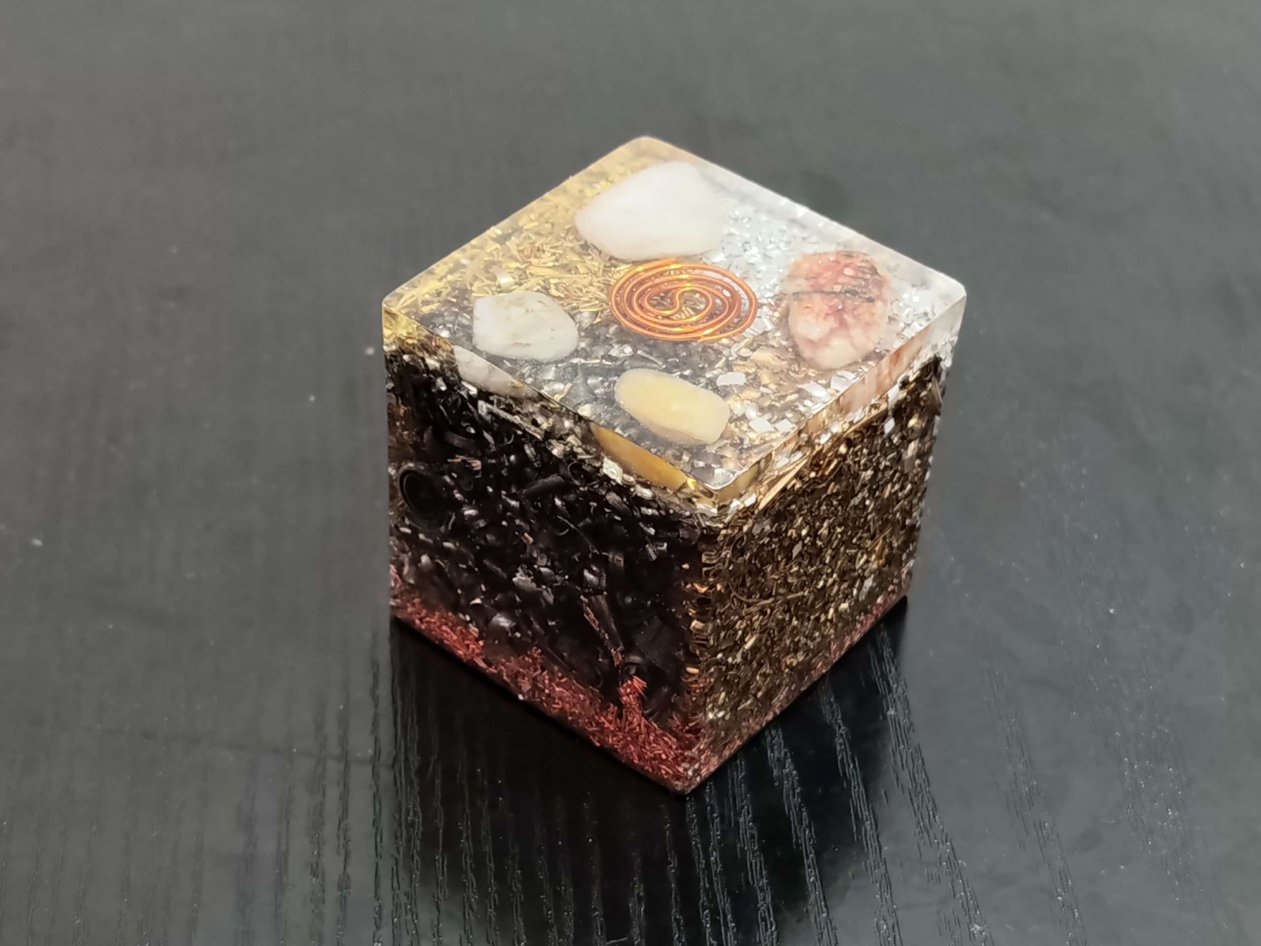 Orgonite Cube (5+5 elements) 4 Orgonite Cube (5+5 elements)